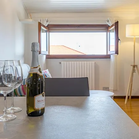 Romantic Hideaway With Private Parking شقة *