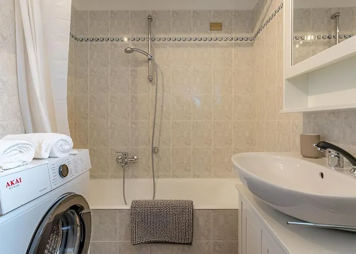 Romantic Hideaway With Private Parking Lägenhet Acquaseria