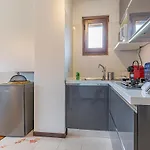Apartament Romantic Hideaway With Private Parking And Aircon